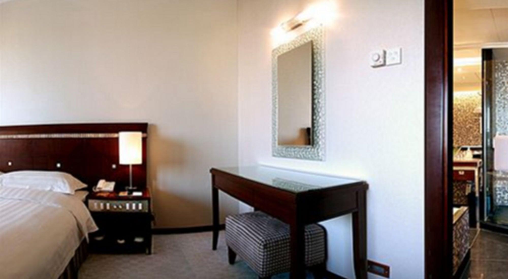 Rosedale Hotel & Suites Guangzhou - Free Shuttle Bus To Canton Fair Exteriör bild