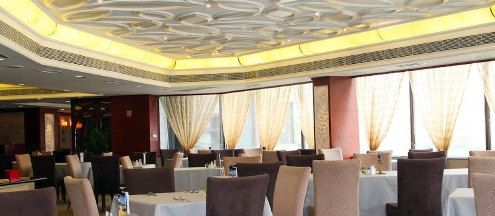 Rosedale Hotel & Suites Guangzhou - Free Shuttle Bus To Canton Fair Exteriör bild