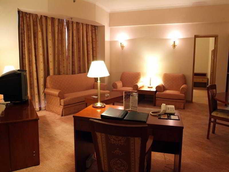 Rosedale Hotel & Suites Guangzhou - Free Shuttle Bus To Canton Fair Exteriör bild