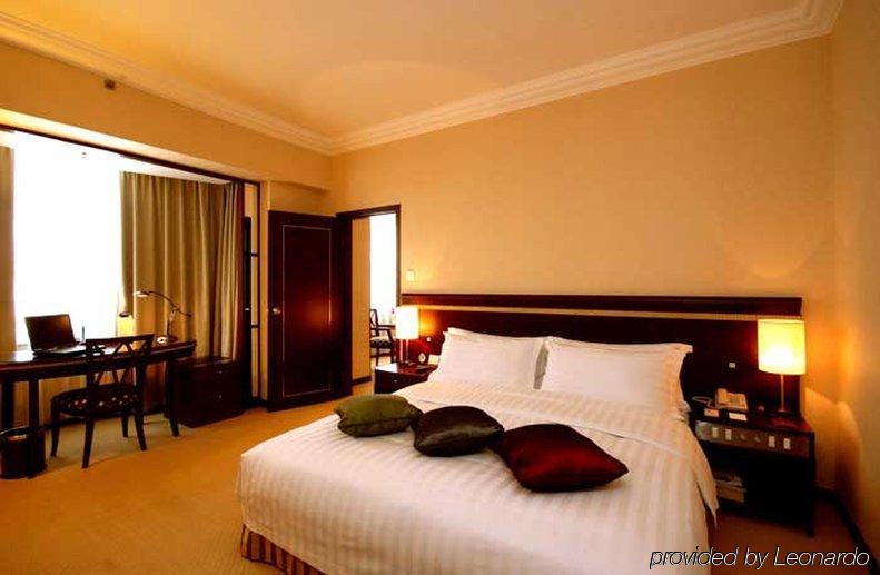 Rosedale Hotel & Suites Guangzhou - Free Shuttle Bus To Canton Fair Exteriör bild