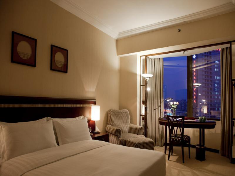 Rosedale Hotel & Suites Guangzhou - Free Shuttle Bus To Canton Fair Exteriör bild