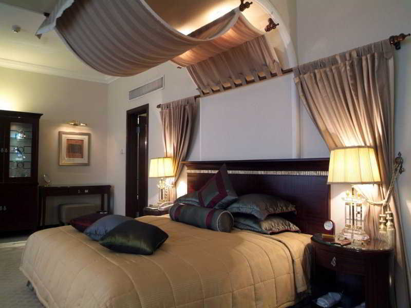 Rosedale Hotel & Suites Guangzhou - Free Shuttle Bus To Canton Fair Exteriör bild