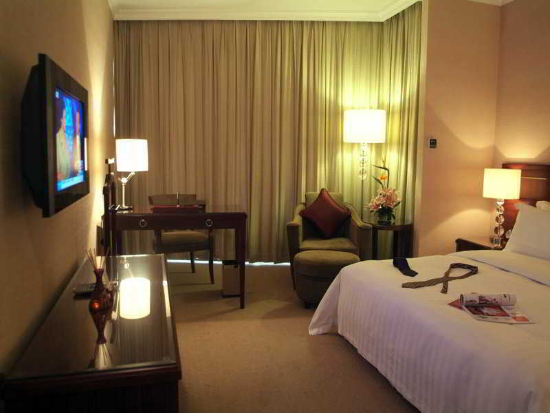 Rosedale Hotel & Suites Guangzhou - Free Shuttle Bus To Canton Fair Rum bild